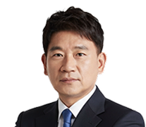 김현 교수님 사진